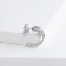 Load image into Gallery viewer, Cat through earring (rhodium plated silver)