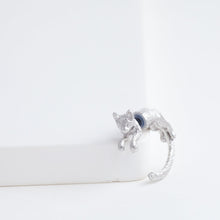Load image into Gallery viewer, Cat through earring (rhodium plated silver)
