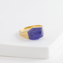 Load image into Gallery viewer, Mini rock crystal tanzanite ring