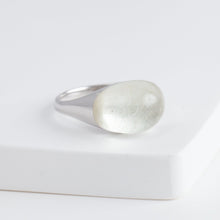Load image into Gallery viewer, Mini rock round silver rutilated quartz ring - silver