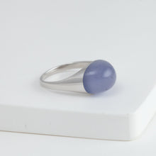 Load image into Gallery viewer, Mini rock round blue chalcedony ring - silver