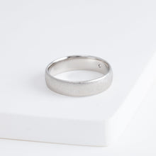 Load image into Gallery viewer, Lucia Mukuri 5mm PT with three diamond