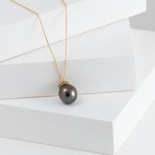 Load image into Gallery viewer, Swirl black pearl long necklace