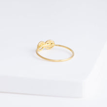 Load image into Gallery viewer, Diamond two smile ring