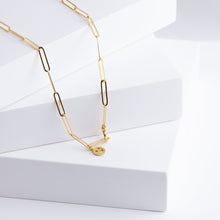 Load image into Gallery viewer, Smiley paper clip chain necklace