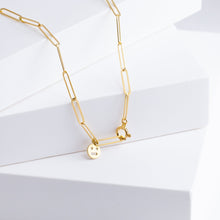 Load image into Gallery viewer, Smiley paper clip chain necklace