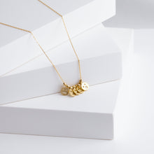 Load image into Gallery viewer, Five smiley necklace