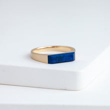 Load image into Gallery viewer, Lapis signet ring