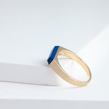 Load image into Gallery viewer, Lapis signet ring