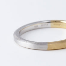 Load image into Gallery viewer, Octagon flat ring 2.3mm YGxPT