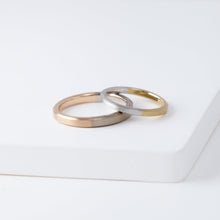 Load image into Gallery viewer, Octagon flat ring 2.3mm YGxPT