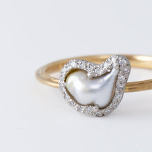 Load image into Gallery viewer, Tulle south sea pearl diamond ring