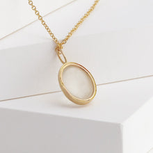 Load image into Gallery viewer, Picture frame moonstone necklace