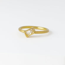 Load image into Gallery viewer, Position yellow gold rectangle frame marquis diamond ring