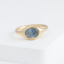 Load image into Gallery viewer, Maxi Yui aquamarine ring