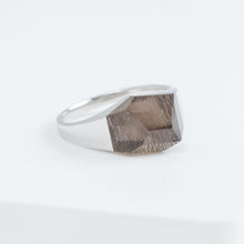 Load image into Gallery viewer, Mini rock crystal smoky quartz ring - silver
