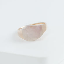 Load image into Gallery viewer, Mini rock crystal lithium in quartz ring - rose gold plated silver