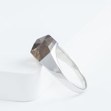 Load image into Gallery viewer, Mini rock crystal smoky quartz ring - silver