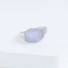 Load image into Gallery viewer, Mini rock crystal purple jade ring - silver