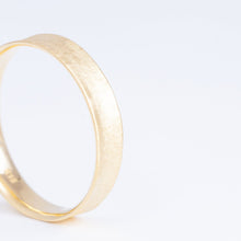 Load image into Gallery viewer, Lucia Sori 4mm YG