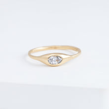 Load image into Gallery viewer, Yui OOAK diamond ring