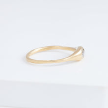Load image into Gallery viewer, Yui OOAK diamond ring