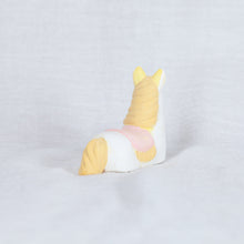 Load image into Gallery viewer, montomi - Swimming horse