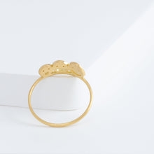Load image into Gallery viewer, Diamond three smile ring