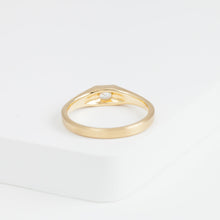 Load image into Gallery viewer, Radiant antique diamond signet ring