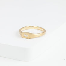 Load image into Gallery viewer, Radiant antique diamond signet ring