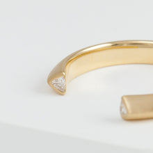 Load image into Gallery viewer, Trilliant twin diamond open ring