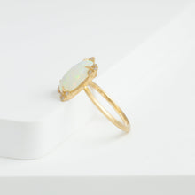 Load image into Gallery viewer, Spread Australian opal ring
