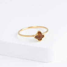 Load image into Gallery viewer, Enfold one-of-a-kind orange sapphire ring