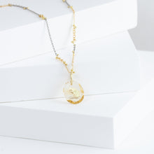 Load image into Gallery viewer, Cleaning cat citrine pendant