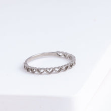 Load image into Gallery viewer, Repeat heart ring - white gold