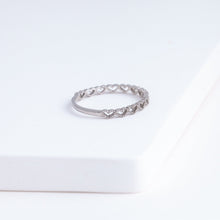 Load image into Gallery viewer, Repeat heart ring - white gold