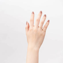 Load image into Gallery viewer, Slanted wavelets ring