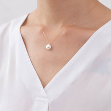 Load image into Gallery viewer, Petal and diamond single drop necklace