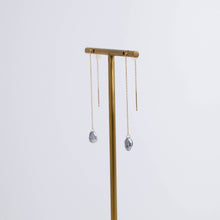 Load image into Gallery viewer, Kidney black pearl drop earrings