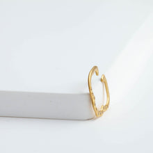 Load image into Gallery viewer, Crest lily ear cuff with diamonds