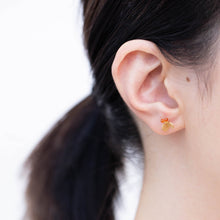 Load image into Gallery viewer, Daisy carnelian butterfly earrings