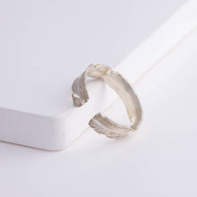 Load image into Gallery viewer, Silver infinity feather ear cuff (large)