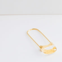 Load image into Gallery viewer, Drop oval quartz earring - Kolekto