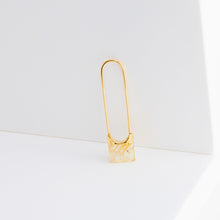 Load image into Gallery viewer, Drop mini square rutilated quartz earring - Kolekto