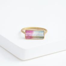 Load image into Gallery viewer, One-of-a-kind Bi-color tourmaline ring - Kolekto