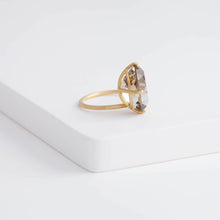 Load image into Gallery viewer, Fall in drop smoky quartz ring