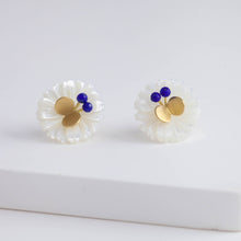 Load image into Gallery viewer, Daisy lapis lazuli butterfly earrings