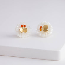 Load image into Gallery viewer, Daisy carnelian butterfly earrings