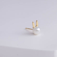 Load image into Gallery viewer, Bunny akoya pearl stud