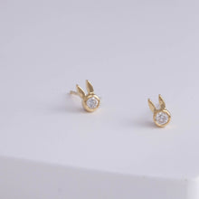 Load image into Gallery viewer, Bunny diamond stud